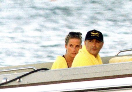 Who is Dodi Fayed dating? Dodi Fayed girlfriend, wife