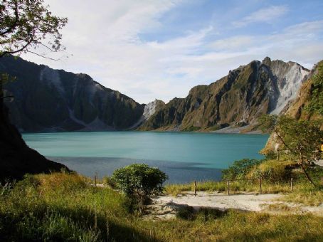Lake Pinatubo