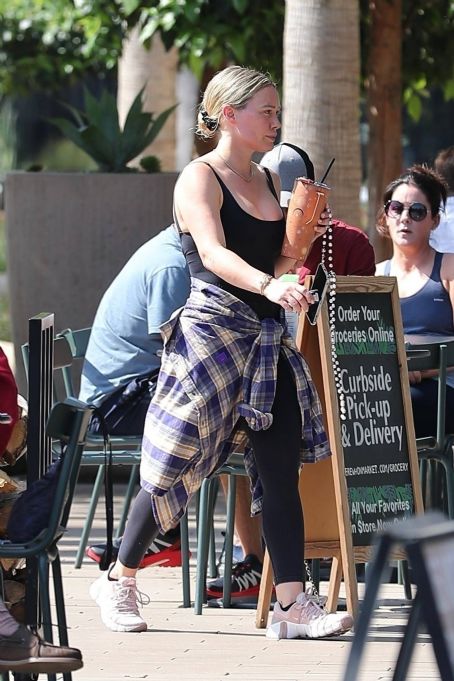 Hilary Duff – Seen after workout in Los Angeles