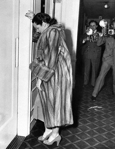 Virginia Hill Photos Virginia Hill Picture Gallery Famousfix