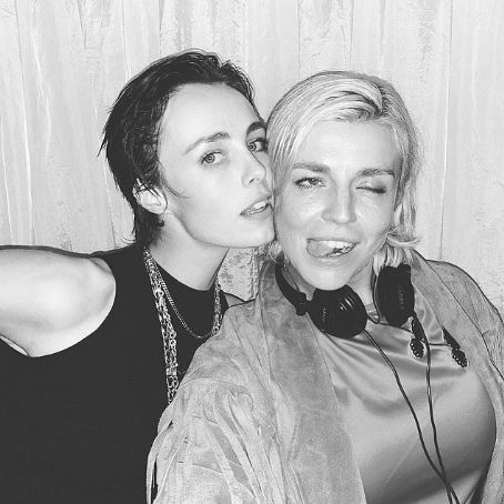 Edie Campbell and Hanna Hanra - Dating, Gossip, News, Photos