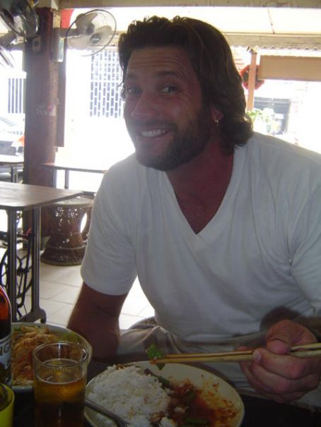 Who is Sasha Mitchell dating? Sasha Mitchell girlfriend, wife