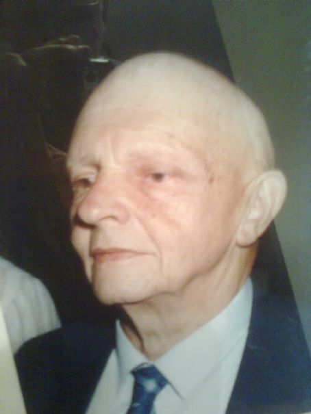 Menahem Stern