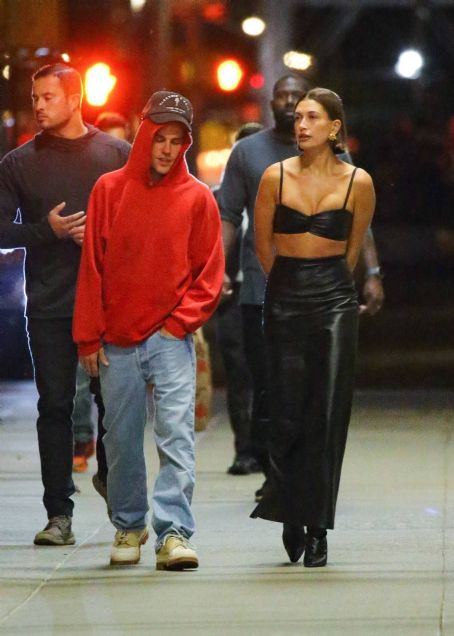 Hailey Bieber – Heads out for a dinner date in Tribeca – New York