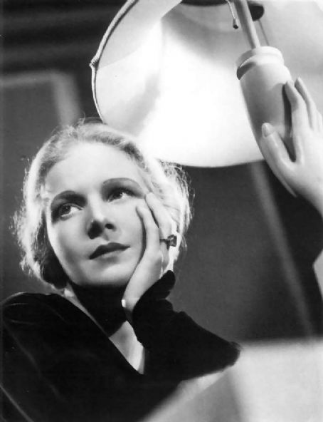 Ann Harding | Ann Harding Picture #10227741 - 454 x 592 - FanPix.Net