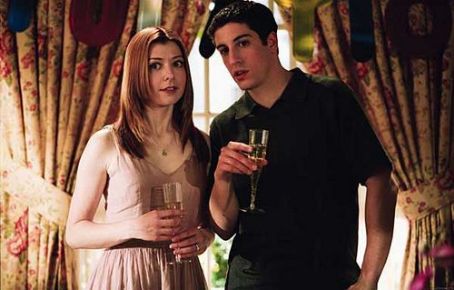 Alyson Hannigan and Jason Biggs