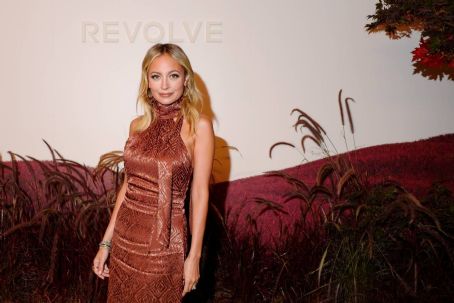 Nicole Richie – REVOLVE Gallery Closing Day in NY