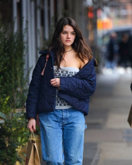 Suri Cruise Wears Her Jacket Off Her Shoulder In Soho New York Famousfix