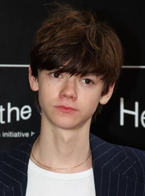 Thomas Sangster FamousFix post