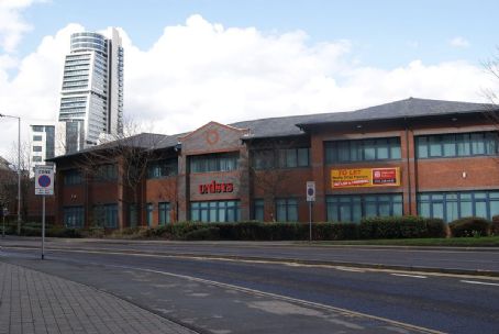 Leeds New Lane railway station