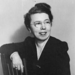 Rosamund Gilder