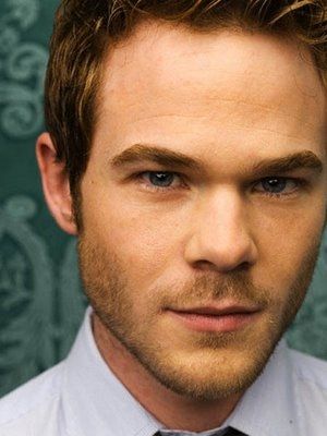 Aaron Ashmore lost girl