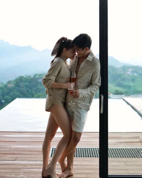 Sam Verzosa and Rhian Ramos - Hookup