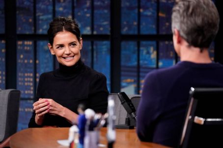 Katie Holmes – Late Night with Seth Meyers