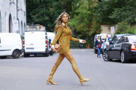 Heidi Klum – Milan Fashion Week – Womenswear SS 2023