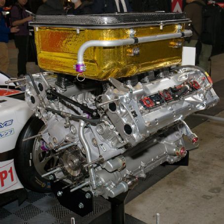 Toyota RV8 engine