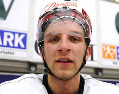 Mads Christensen (ice hockey b. 1984)