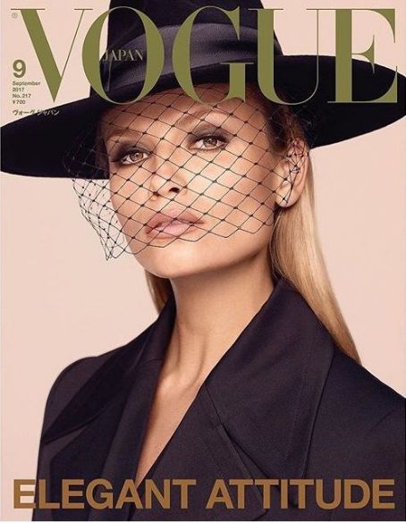 Doutzen Kroes, Natasha Poly, Joan Smalls, Lara Stone, Anna Ewers