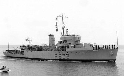 HMCS Winnipeg (J337)