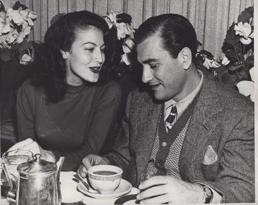 Artie Shaw and Ava Gardner | Ava Gardner Picture #20063045 - 373 x 297 ...