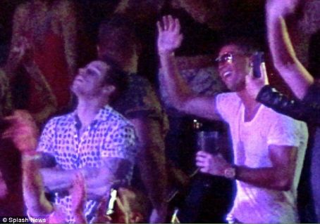Cristiano Ronaldo shows off his exuberant dance moves in Las Vegas nightclub to celebrate J-Lo's birthday show