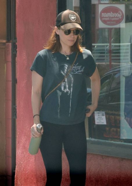 Kate Mara – Arriving for a Pilates session