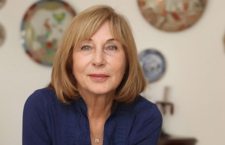 Ayse Kulin