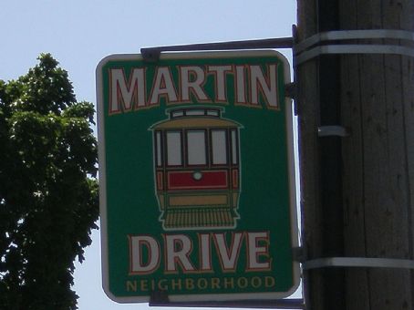 Martin Drive, Milwaukee