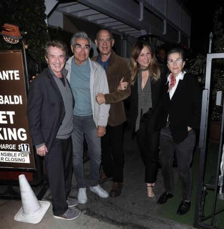 Rita Wilson – With Deborah Divine having dinner at Italian restaurant Giorgio Baldi