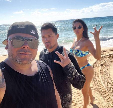 Nicole Scherzinger – In a bikini on the beach in Hawaii