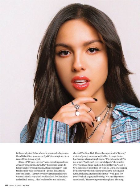 Olivia Rodrigo – Special Edition PEOPLE Magazine 2024 - FamousFix