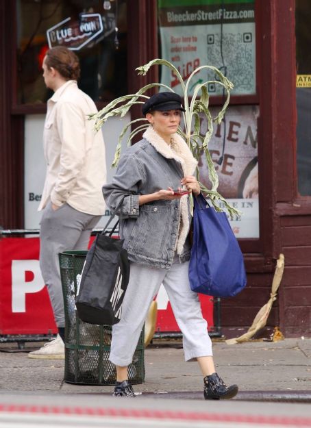 Diane Kruger – Shopping trip in Manhattan’s West Village area