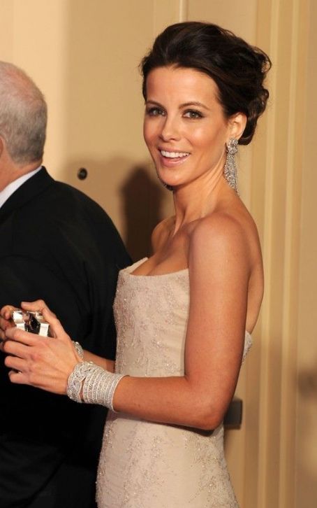 Kate Beckinsale: 2012 Golden Globes Cavalli Chic