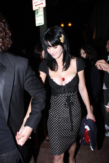 Katy Perry - At Beso Restaurant In Hollywood - October 3 '08