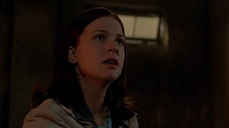 Final Destination 2 - A.J. Cook