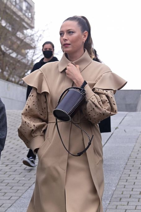 Maria Sharapova – Chloé fall-winter 2022-2023 fashion show during Paris fashion week