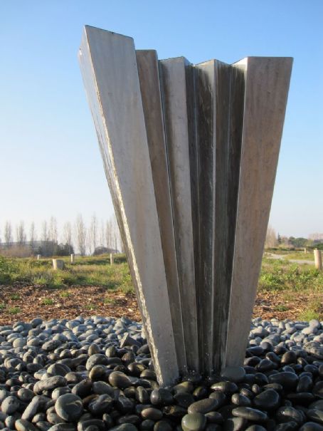 Ray of Light (sculpture)