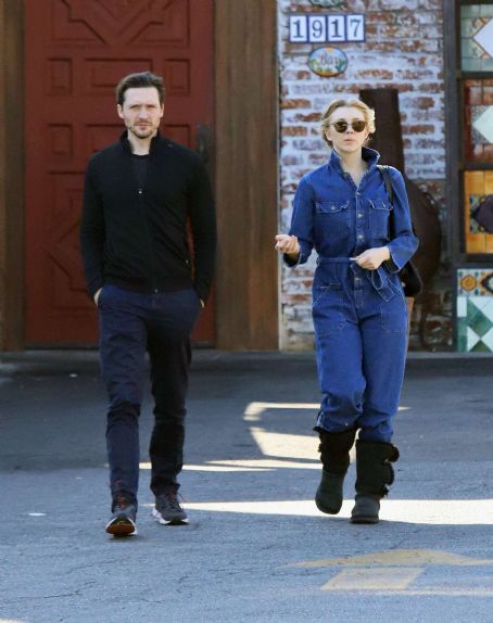 Natalie Dormer and David Oakes – Head out for a dinner in Los Angeles