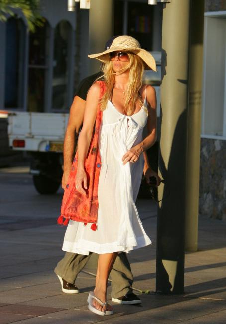 Nicollette Sheridan - And Michael Bolton Stroll In St. Barthelemy, 03.01.2008.