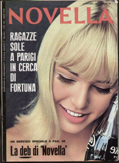 Stefania Sandrelli, Novella Magazine 31 October 1965 Cover Photo - Italy