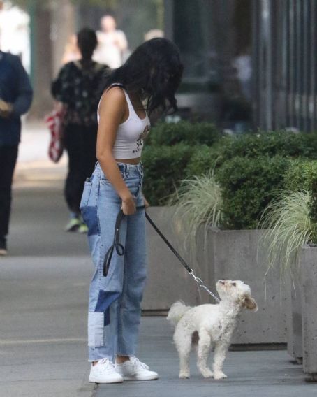 Camila Mendes – Out to Walk Her dog Truffle in Vancouver - FamousFix