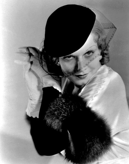 Jean Harlow Photos - Jean Harlow Picture Gallery - FamousFix - Page 23