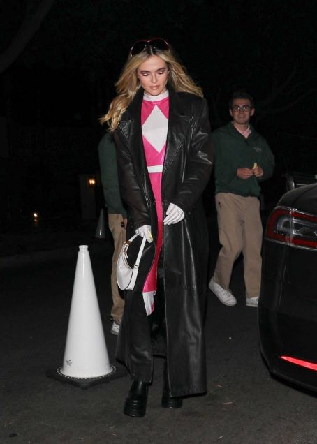 Zoey Deutch – Attends the Annual Casamigos Halloween Party in Beverly Hills