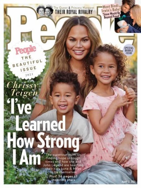 Chrissy Teigen Magazine Cover Photos - List of magazine covers ...