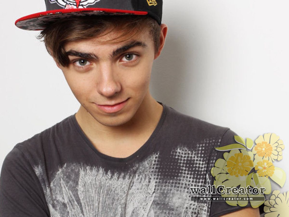 Who is Nathan Sykes dating? Nathan Sykes girlfriend, wife