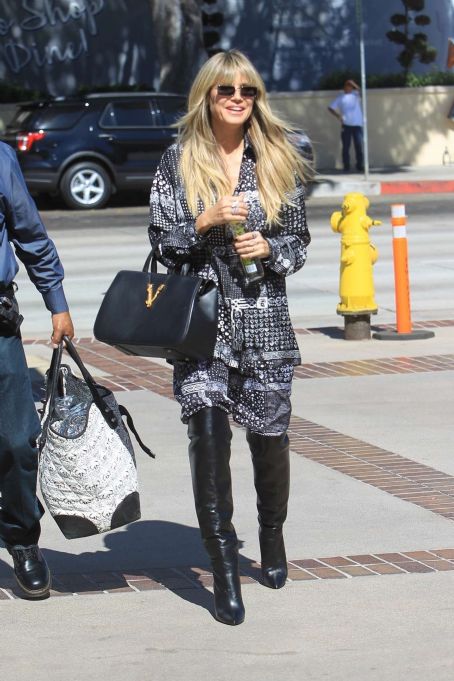 Heidi Klum – Arrives at America’s Got Talent Finals in Pasadena