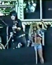 Mick Mars and Emi Canyn Picture - Photo of Mick Mars and Emi Canyn ...