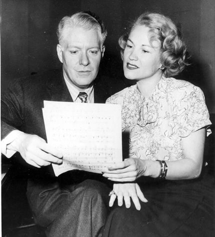 Dorothy Kirsten with Nelson Eddy - FamousFix