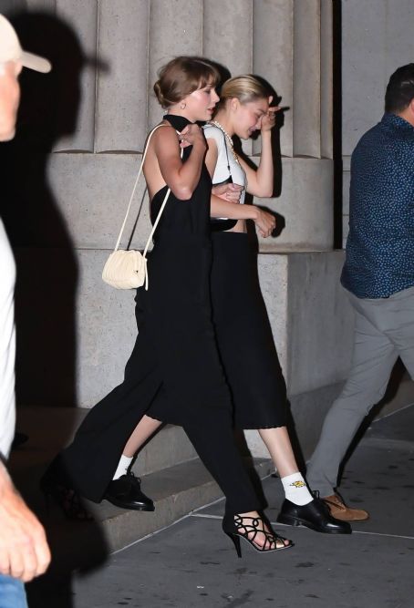 Taylor Swift – With Gigi Hadid out for a girls night at Nobu in New ...