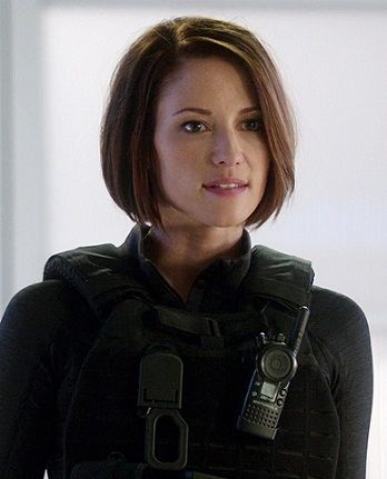 Alex Danvers Pics - Alex Danvers Photo Gallery - Alex Danvers Pictures